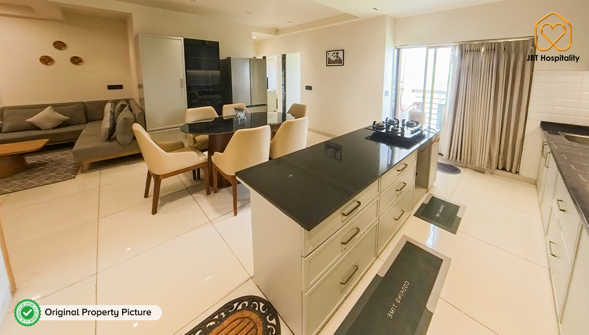 Skyline Penthouse — Premium 3BHK, 10th Floor - 2
